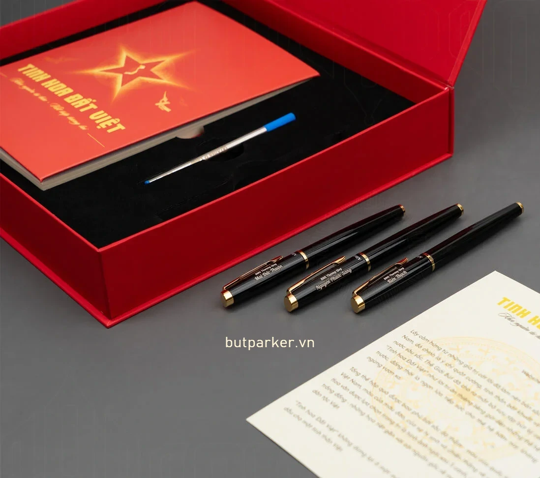 Quà tặng bút ký khắc tên: Khắc ghi bản lĩnh - Khẳng định vị thế