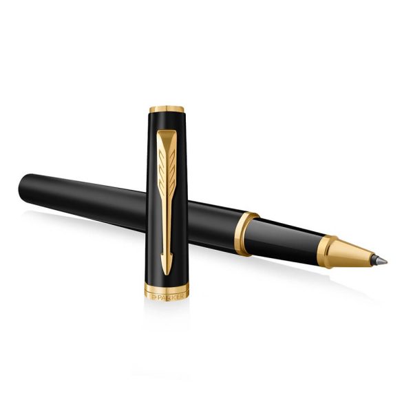 Bút dạ bi Parker Meridian Matte Black Lacquer GT Rollerball Pen 2231402